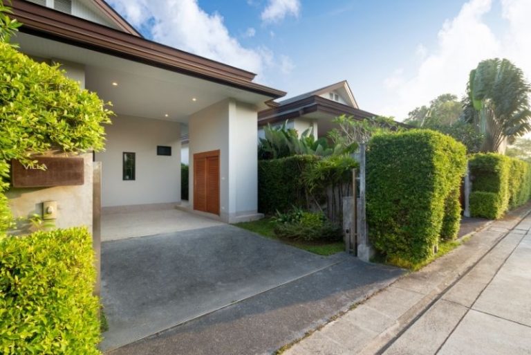 attached carports to a house